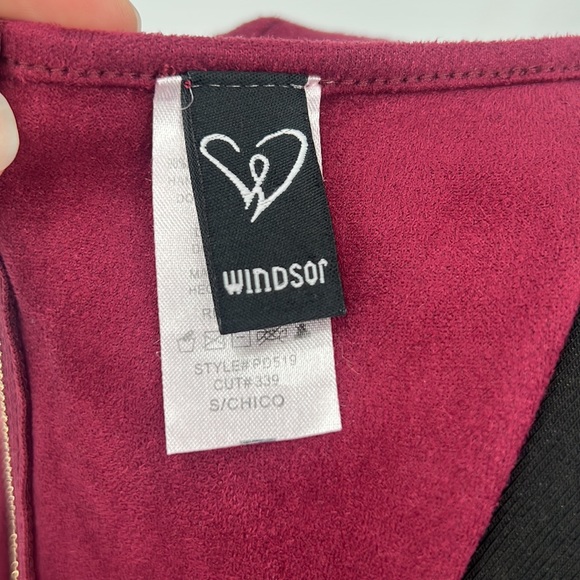 Windsor Plunging Vneck Faux Suede Wine Mini Dress Women's sz. Small - Picture 5 of 13